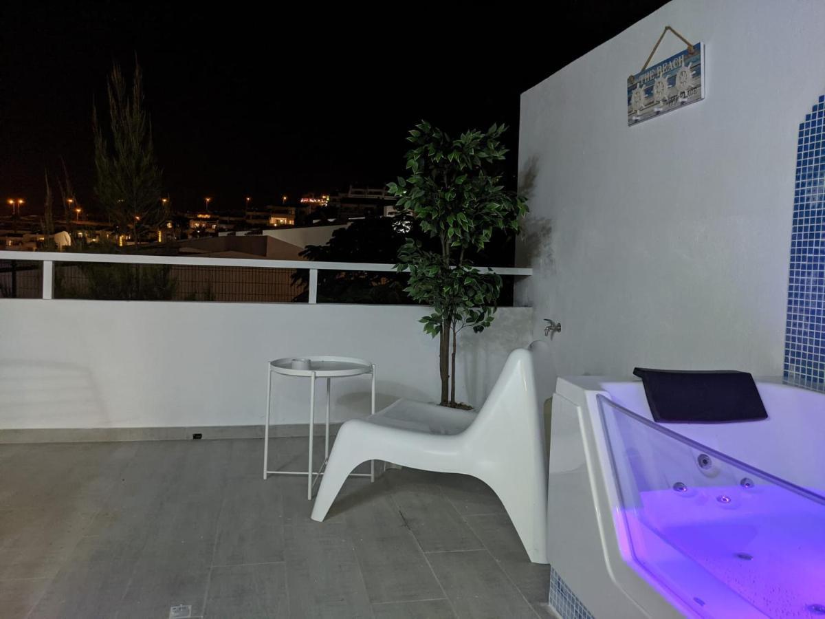 Jacuzzi Suite, Sueno De Pakito Адехе Экстерьер фото